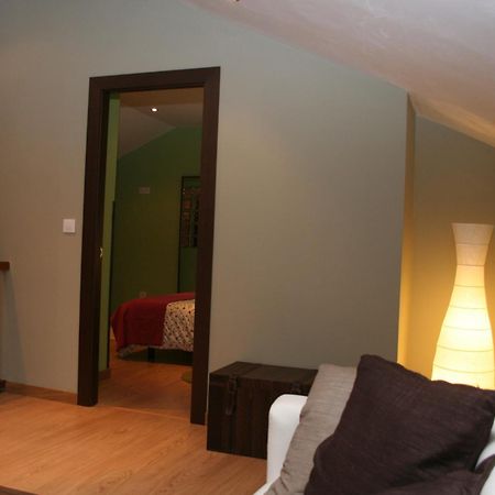 Oviñana Apartamentos El Regueirin 2 מראה חיצוני תמונה