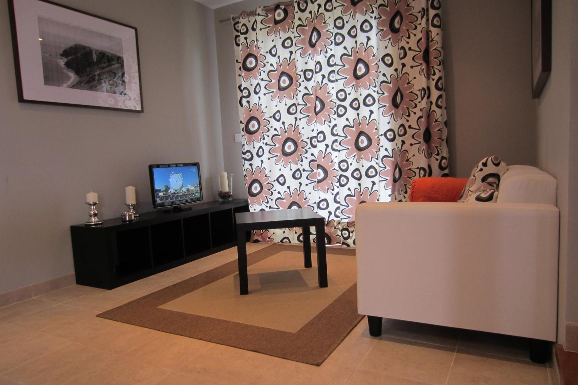Oviñana Apartamentos El Regueirin 2 מראה חיצוני תמונה