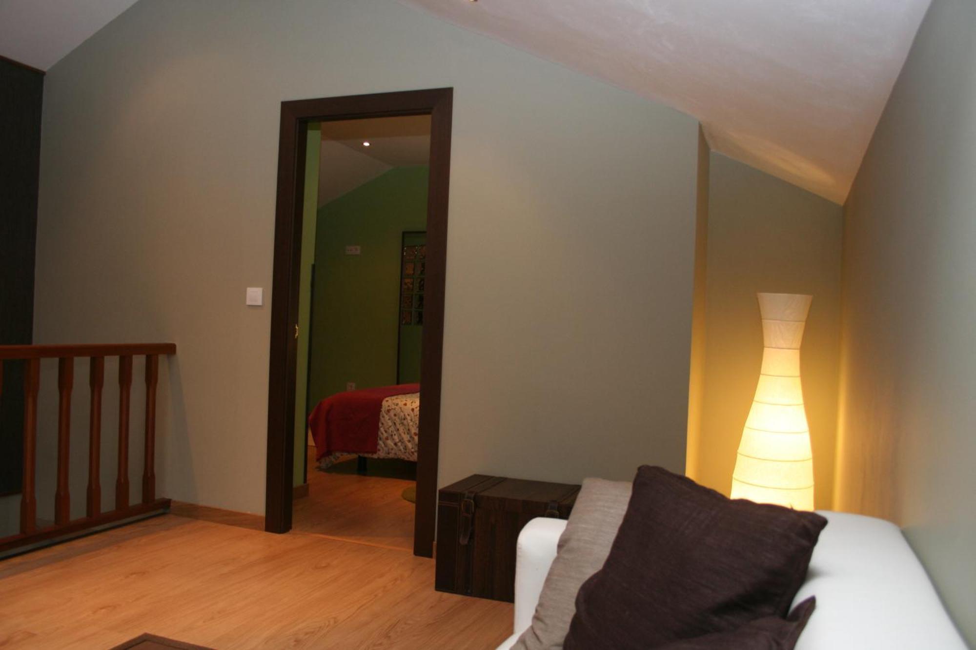 Oviñana Apartamentos El Regueirin 2 מראה חיצוני תמונה