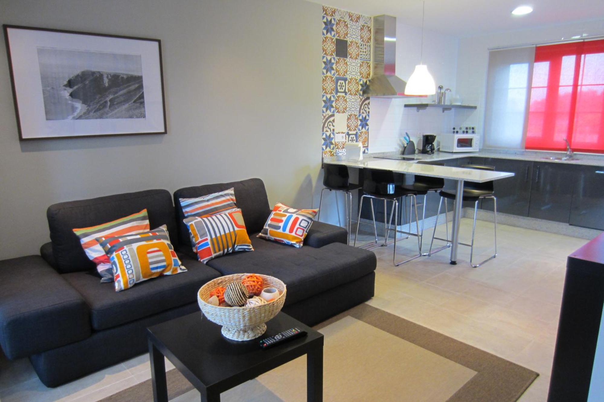 Oviñana Apartamentos El Regueirin 2 מראה חיצוני תמונה