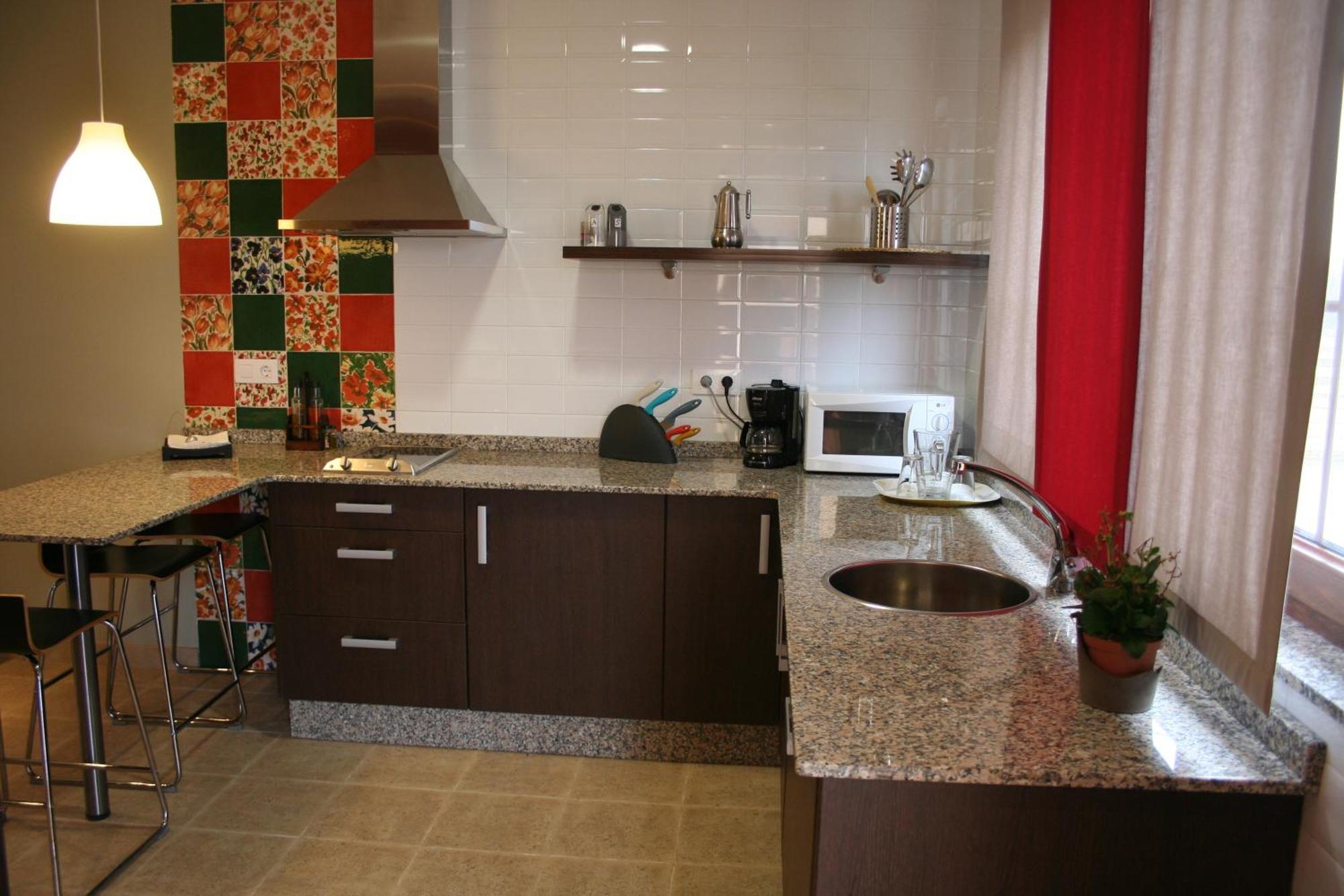 Oviñana Apartamentos El Regueirin 2 מראה חיצוני תמונה